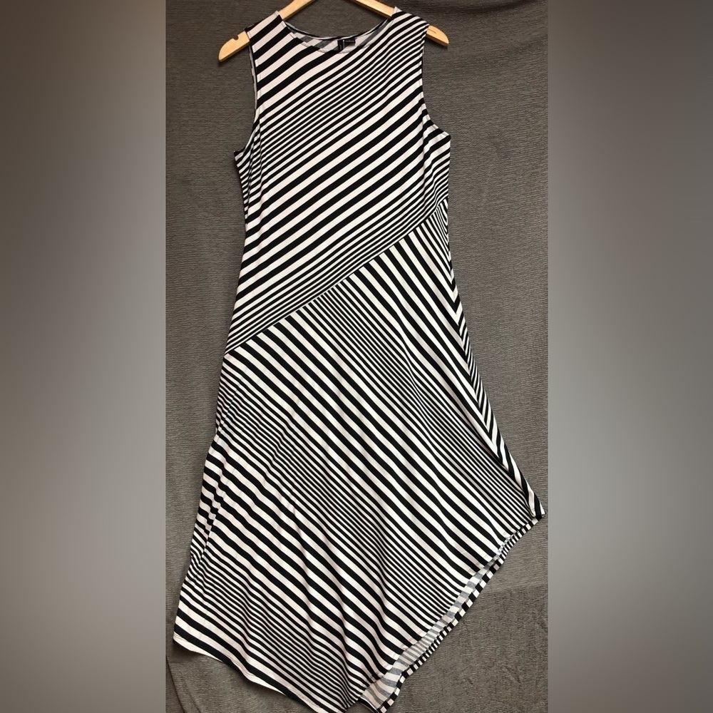 New directions, large sleeveless, asymmetrical, black  white maxi dress striped